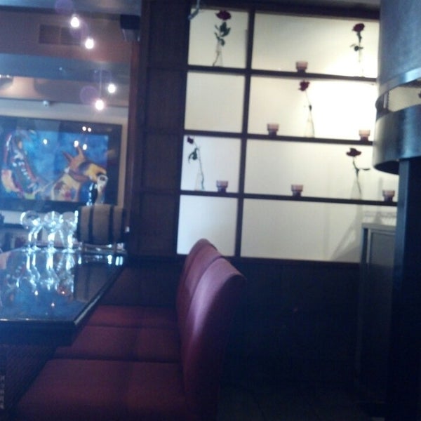 Photo taken at Derek&#39;s Restaurant by Melody d. on 10/9/2013