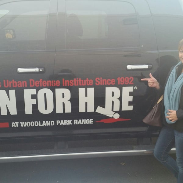 Photo prise au Gun For Hire @ The Woodland Park Range par Melody d. le11/10/2014