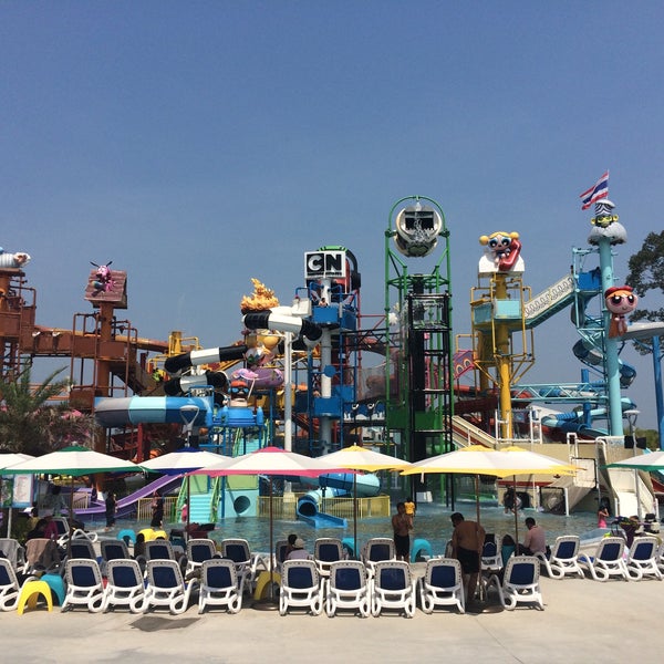 Photo taken at Cartoon Network Amazone Water Park by Ming S. on 4/14/2015