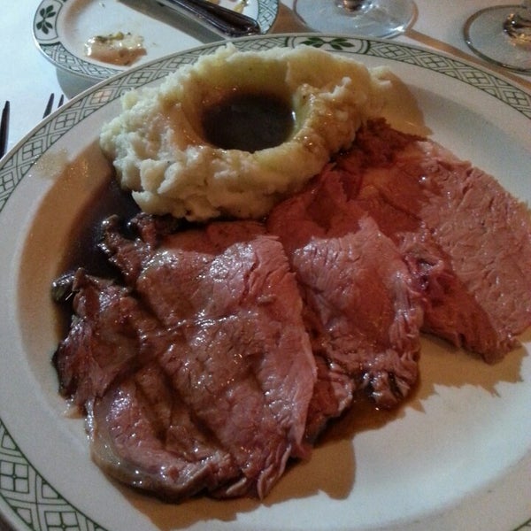 Photo taken at Lawry&#39;s The Prime Rib by Soo A. on 5/26/2015