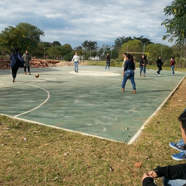 Fiuna
