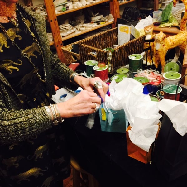 Diving Cat Studio & Gallery 246 Bridge St