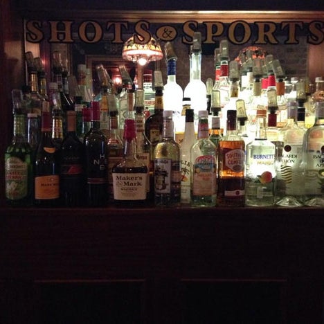 5/11/2014にMaggie Reilly&#39;s Pub &amp; RestaurantがMaggie Reilly&#39;s Pub &amp; Restaurantで撮った写真