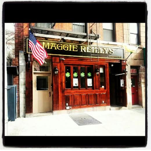 Das Foto wurde bei Maggie Reilly&#39;s Pub &amp; Restaurant von Maggie Reilly&#39;s Pub &amp; Restaurant am 5/11/2014 aufgenommen