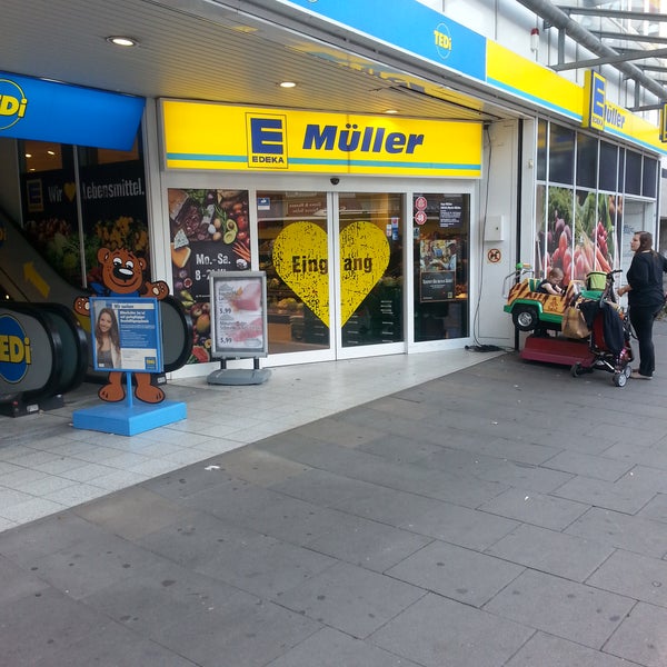 Photo taken at EDEKA Müller by Dirk E. on 9/6/2016
