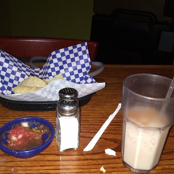 Chips and salsa love it and horchata delicious