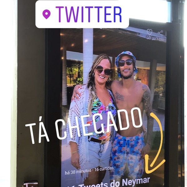 Foto diambil di Twitter Brasil oleh Evandro d. pada 7/4/2018
