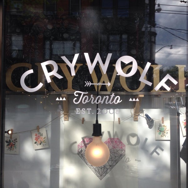 Foto tirada no(a) Crywolf por Kathleen Joy B. em 5/24/2014