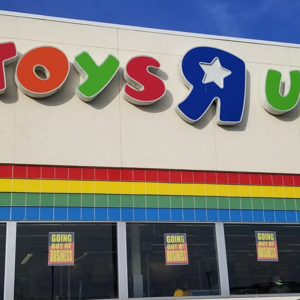 Toys"R"Us (Now Closed) Toy Store in Baltimore