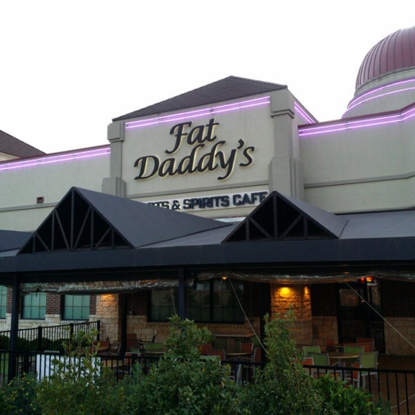 5/16/2014にRandy B.がFat Daddy&#39;s Sports &amp; Spirits Cafeで撮った写真