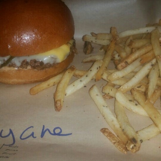 Photo taken at Dugg Burger by Cheyenne B. on 8/7/2015