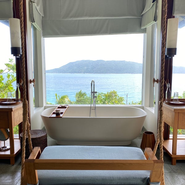 Six senses Zil Pasyon