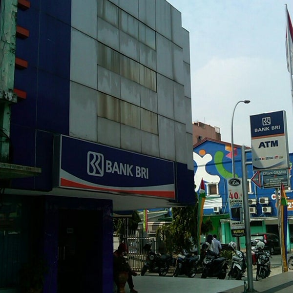 Photos At Bri Unit Sudirman Jl Jend Sudirman No 183