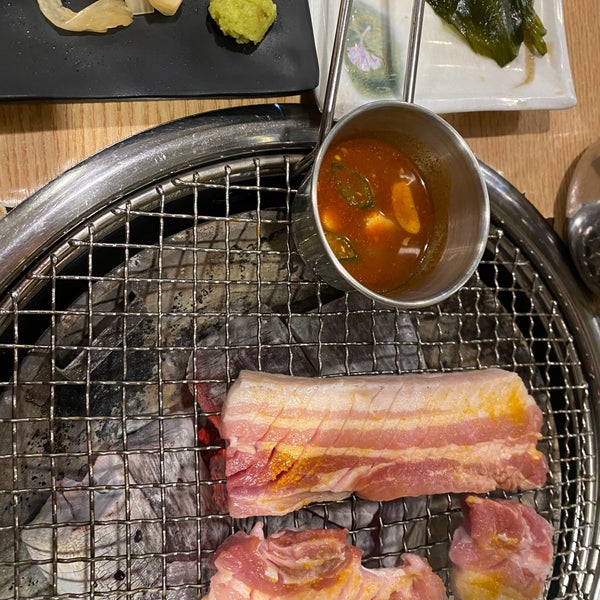 커큐민흑돼지 - 방문자 92명의 팁 4개 커큐민흑돼지
