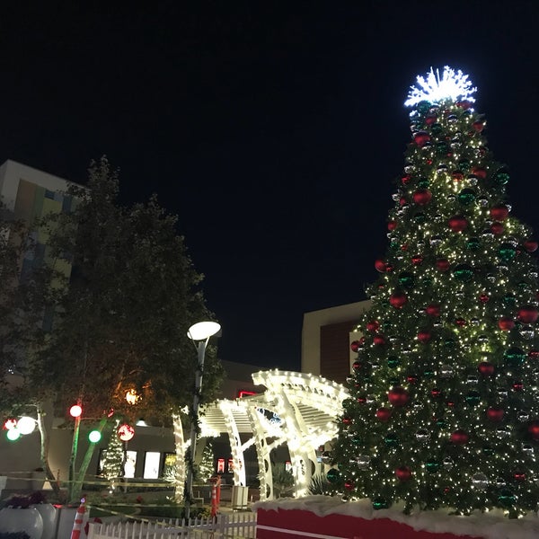 Photo taken at Promenade At Downey by Oscar F. on 12/13/2017