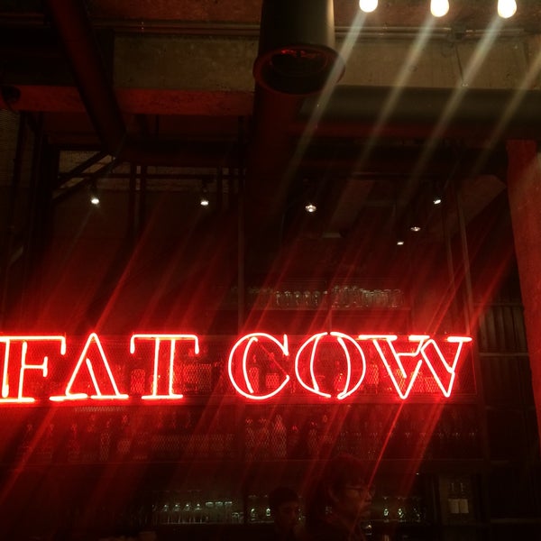 Photo taken at Fat Cow Burgers by Jinho C. on 11/26/2016