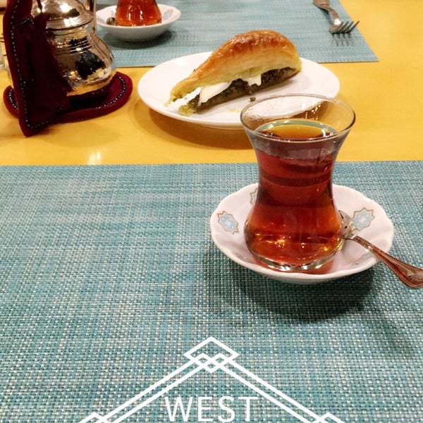 Das Foto wurde bei A&#39;la Turkish Cuisine von Abdulrahman am 10/6/2016 aufgenommen