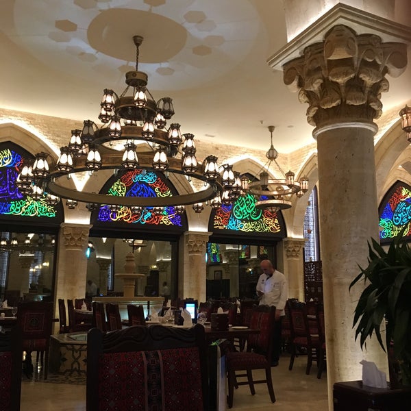 Das Foto wurde bei Ard Canaan Restaurant von Abdulrahman am 7/24/2017 aufgenommen