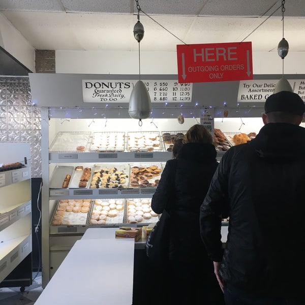 Photo taken at Peter Pan Donut &amp; Pastry Shop by Jessica L. on 1/21/2018