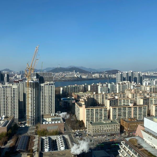 Das Foto wurde bei JW Marriott Hotel Seoul von lilstar am 2/3/2022 aufgenommen