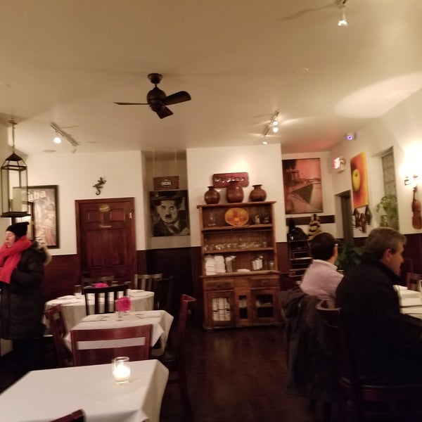 Снимок сделан в Madera Cuban Grill &amp; Steakhouse пользователем Lee R. 3/9/2018