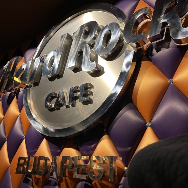12/11/2022にMartin O.がHard Rock Cafe Budapestで撮った写真