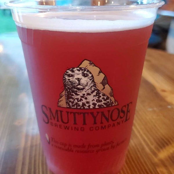 Photo taken at Smuttynose Brewing Company by Lou K. on 9/13/2021