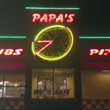Photo taken at Papas pizza by Papas pizza F. on 3/23/2015