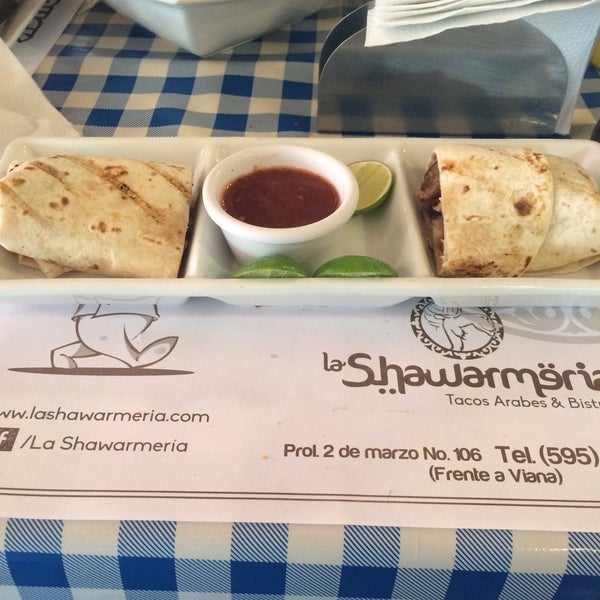 5/7/2015にSalvatore A.がHamburguesas Del Chefで撮った写真
