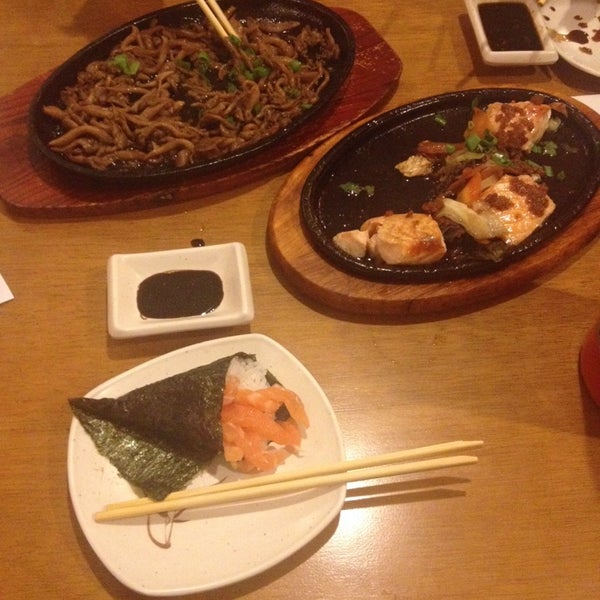 Photo taken at Haikai Sushi by Júlio G. on 3/6/2014