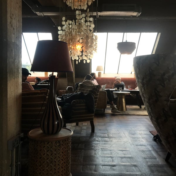 Photo taken at Shoreditch House by Mark G. on 11/7/2019