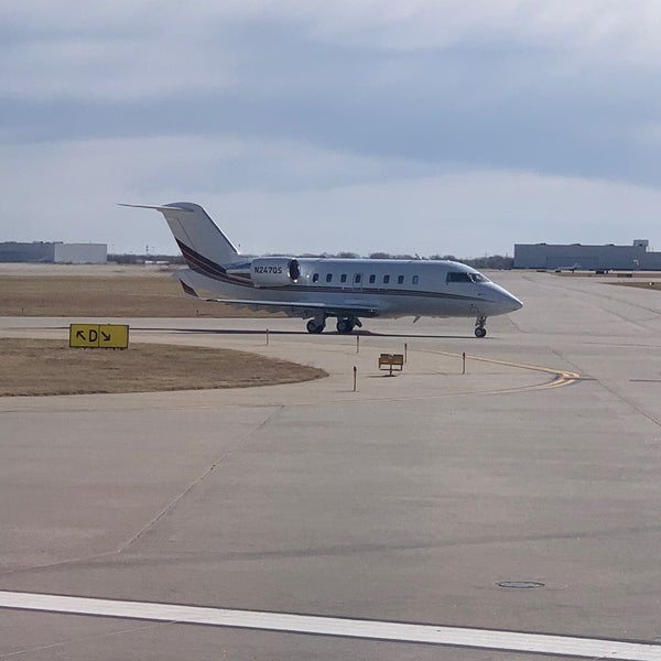 Снимок сделан в Wichita Dwight D. Eisenhower National Airport (ICT) пользователем Alan O. 3/26/2022