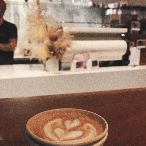 12/10/2020 tarihinde Aram ✨.ziyaretçi tarafından Little Owl Coffee'de çekilen fotoğraf