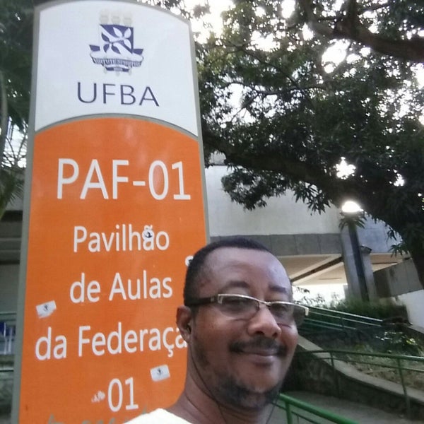 Снимок сделан в UFBA - Universidade Federal da Bahia - Campus Ondina пользователем Walter C. 8/21/2015