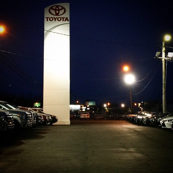 High Country Toyota Car Dealership in Scottsboro