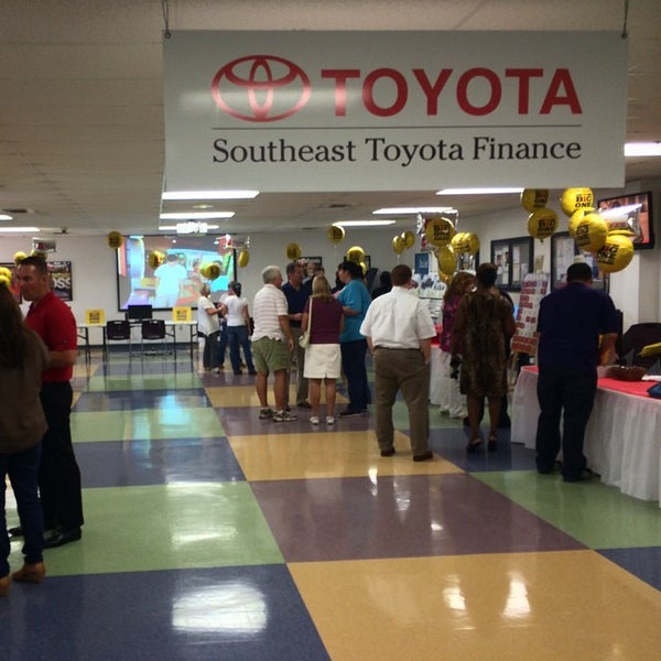 World Omni Financial Corp 6150 Omni Park Dr