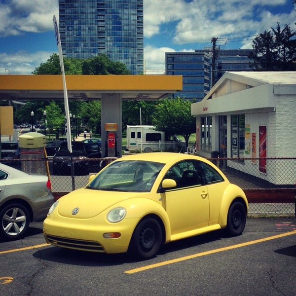 6/6/2014にMike M.がPrestige Volkswagen of Stamfordで撮った写真