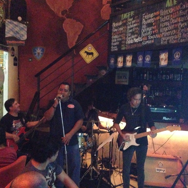 Photo taken at The Beer Box Acapulco by alan on 8/2/2015