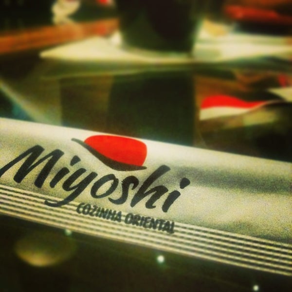 รูปภาพถ่ายที่ Restaurante Miyoshi SC 401 โดย Marcos M. เมื่อ 1/14/2014
