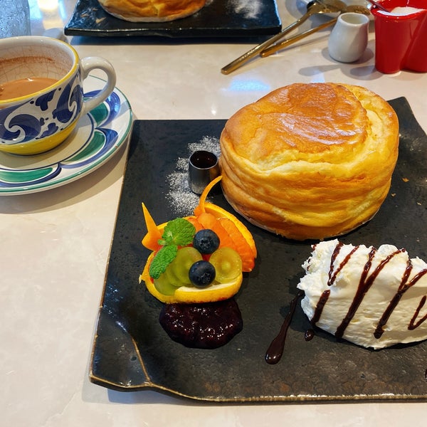 つきさむパンケーキ 金のスプーン カフェ つきさむパンケーキ 金のスプーン カフェ