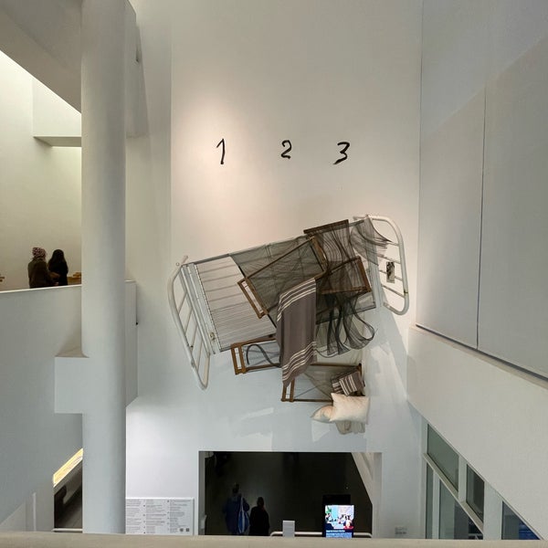 1/31/2023 tarihinde Al A.ziyaretçi tarafından Museu d&#39;Art Contemporani de Barcelona (MACBA)'de çekilen fotoğraf