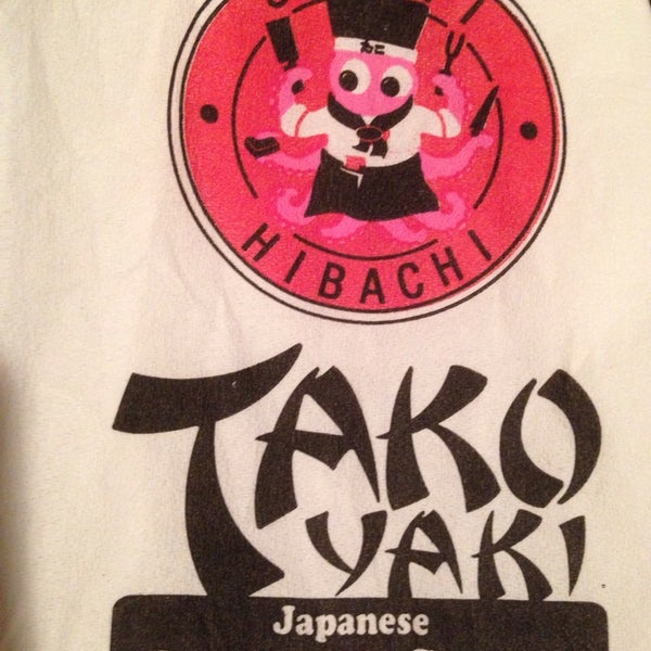 Foto scattata a Takoyaki Japanese Steakhouse da Jim G. il 7/5/2014