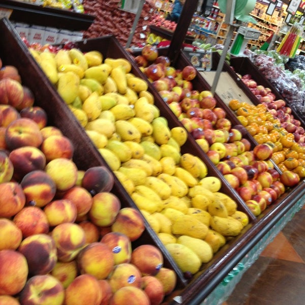 Valli Produce Grocery Store