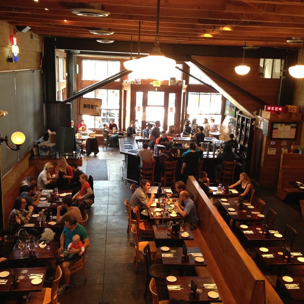 5/11/2013にNikki R.が21st Amendment Brewery &amp; Restaurantで撮った写真