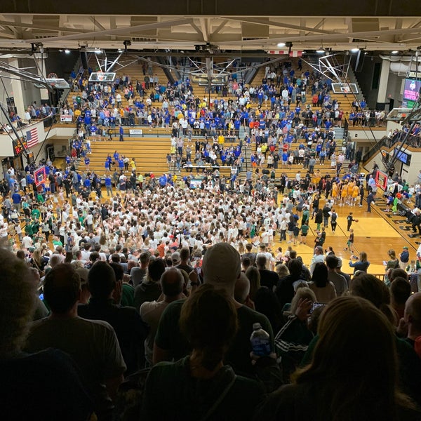 Noblesville High School - 4 tips from 927 visitors