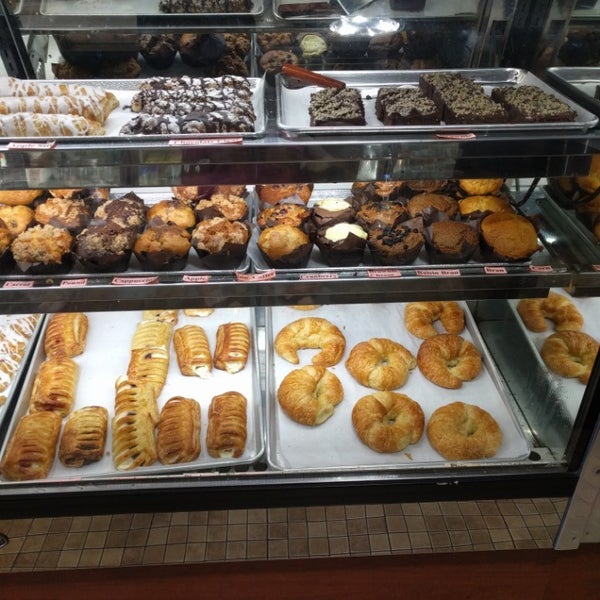 Photos at Dyker Park Hot Bagels Dyker Heights Brooklyn, NY