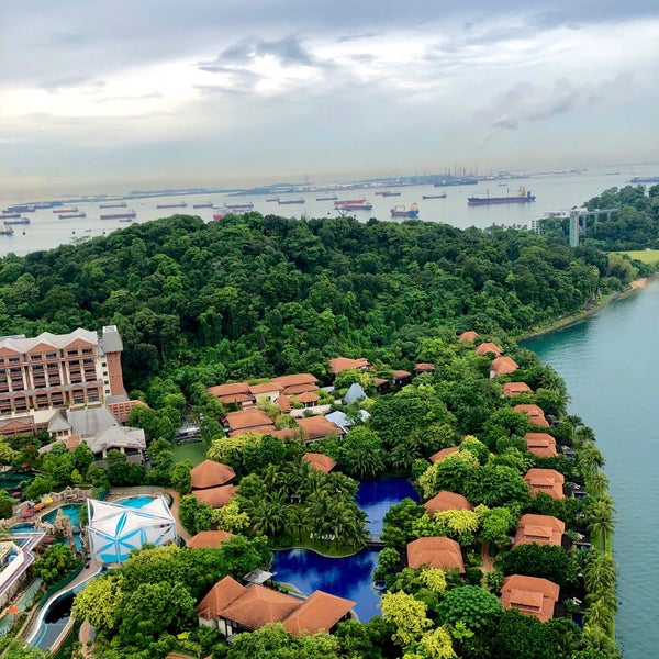 รูปภาพถ่ายที่ Resorts World Sentosa โดย Abdullah เมื่อ 6/7/2019
