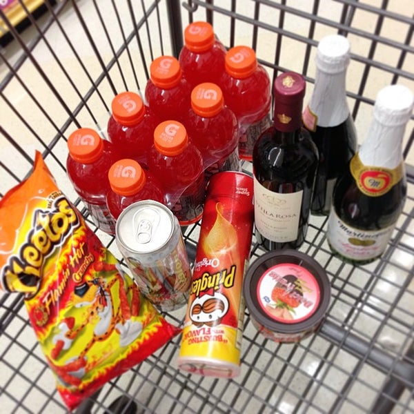 Stater Bros. Markets 1045 S Bloomington Ave