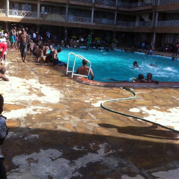 Shepherd Junior School Swimming Pool 11 Visitors Shepherd Junior School Swimming Pool 11 Visitors