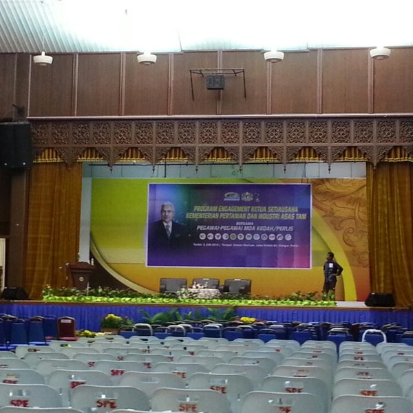 Photos At Dewan Warisan Kangar Building